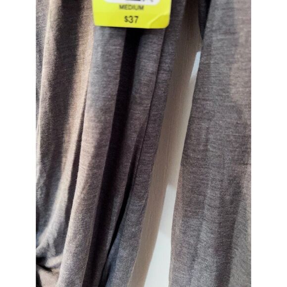 Xersion Top Drape Front Criss Cross‎ Top Gray Medium New With Tags - Picture 2 of 3